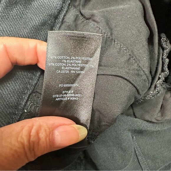 Wilfred Black Cargo Pants with Structured Design - Picture 7 of 8